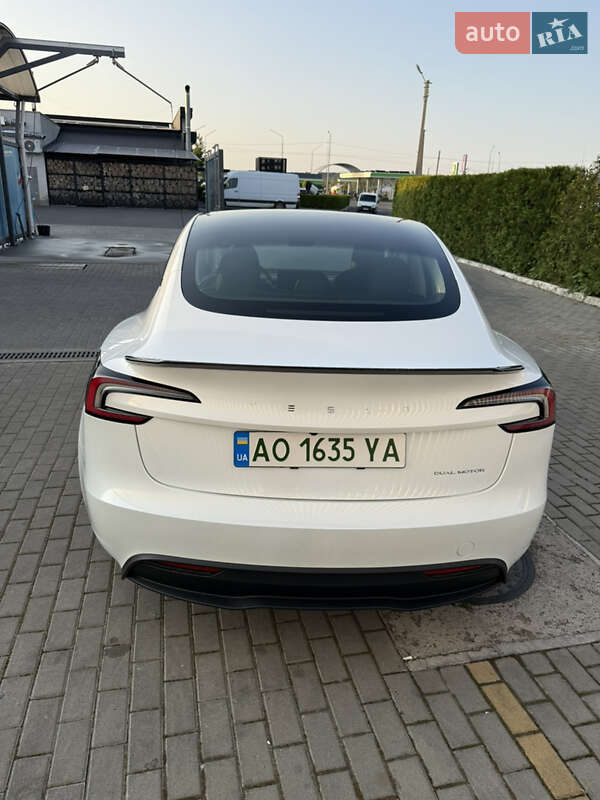Tesla-0