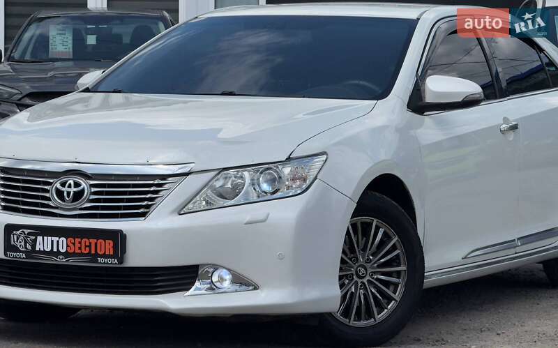 Toyota Camry 2012