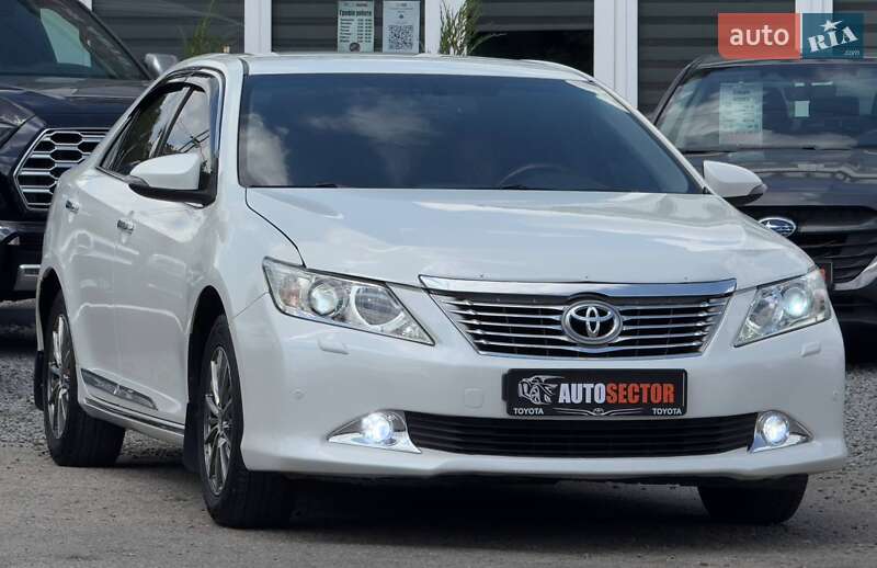 Toyota Camry 2012