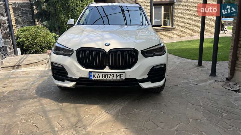 BMW X5 2019