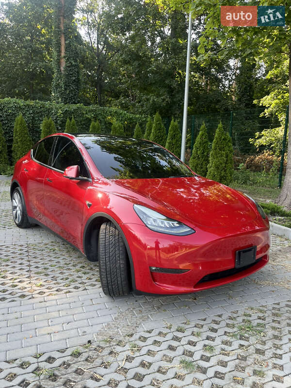 Tesla-8