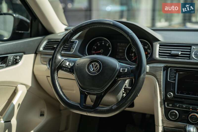 Volkswagen Passat 2016