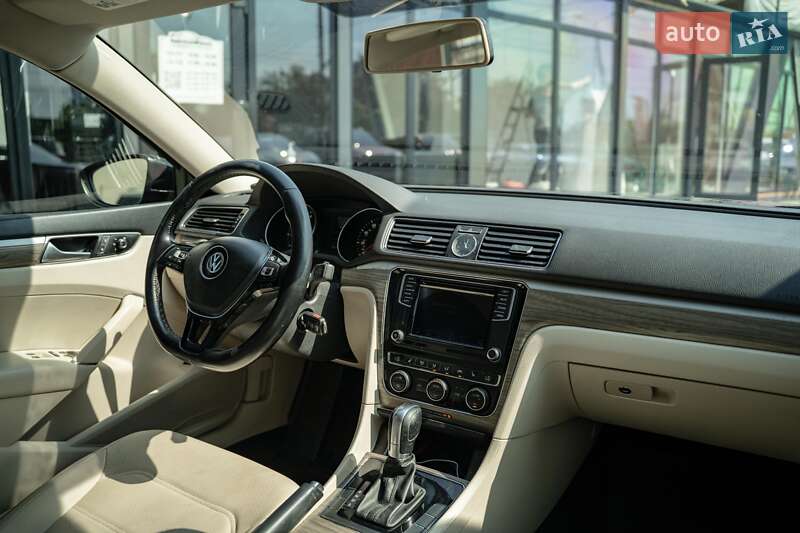 Volkswagen Passat 2016