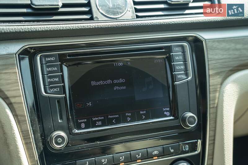 Volkswagen Passat 2016