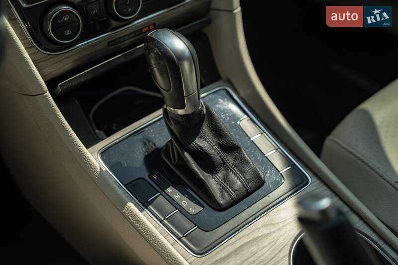 Volkswagen Passat 2016