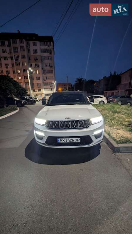 Jeep Grand Cherokee 2022