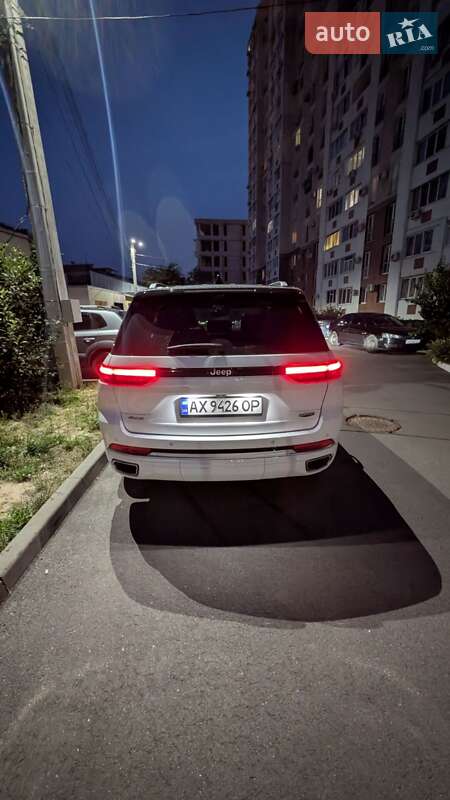 Jeep Grand Cherokee 2022