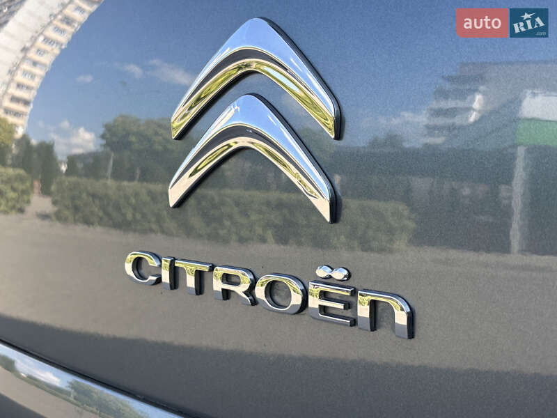 Citroen-8