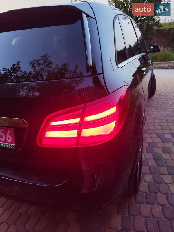 Mercedes-Benz B-Class 2016