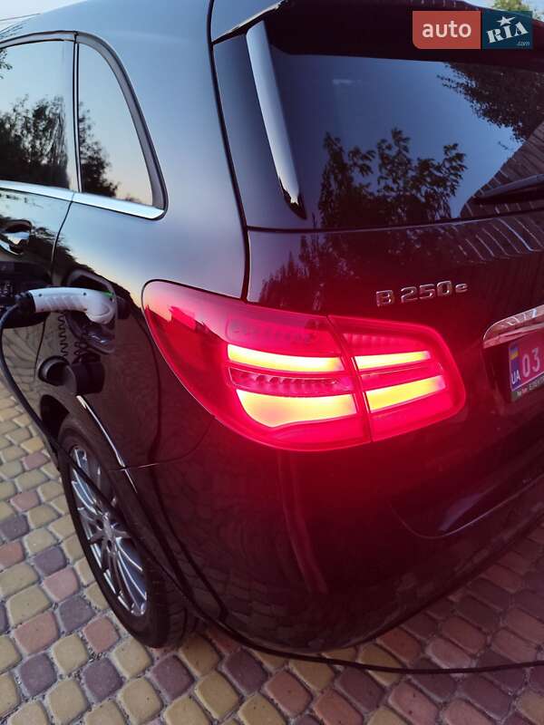 Mercedes-Benz B-Class 2016