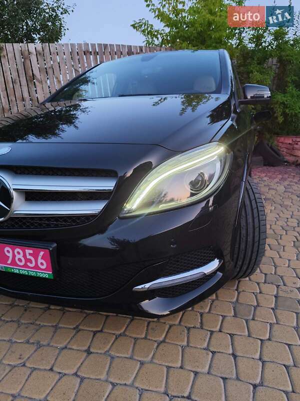 Mercedes-Benz B-Class 2016