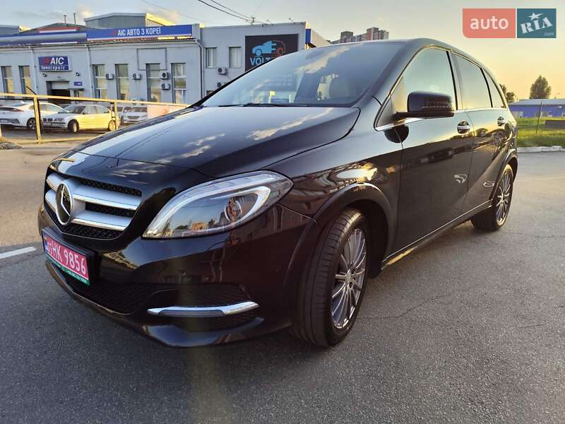 Mercedes-Benz B-Class 2016