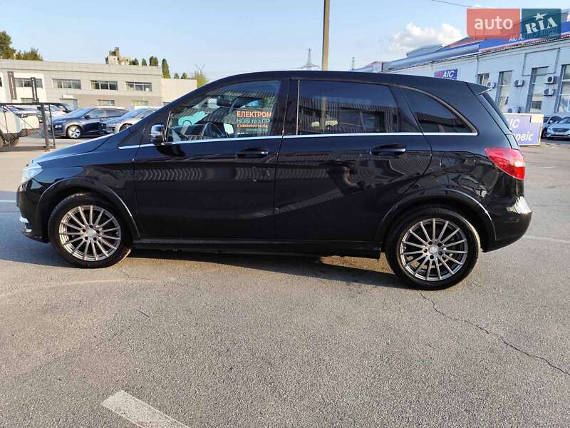 Mercedes-Benz B-Class 2016