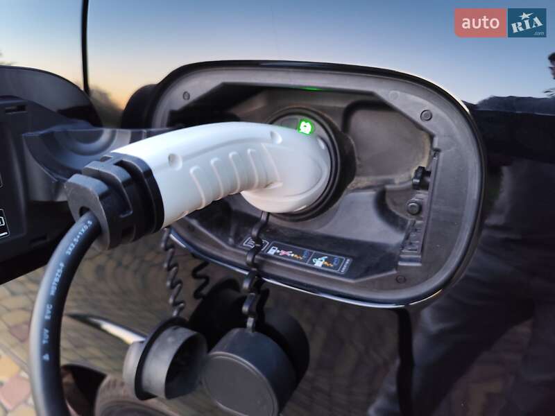 Mercedes-Benz B-Class 2016