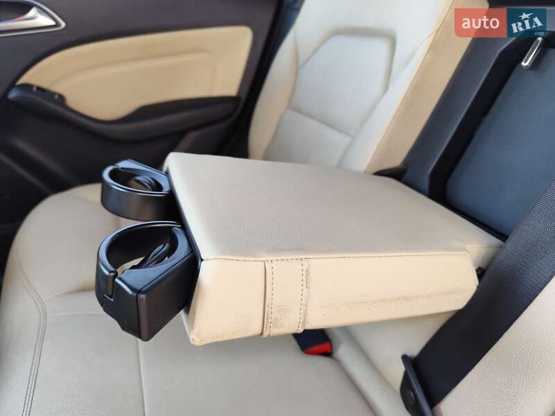 Mercedes-Benz B-Class 2016