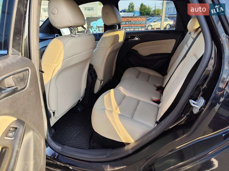 Mercedes-Benz B-Class 2016