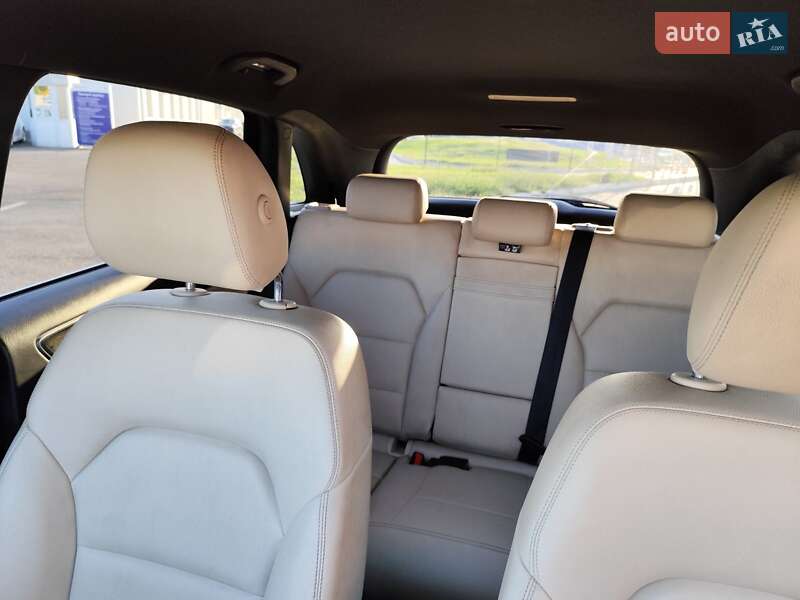 Mercedes-Benz B-Class 2016