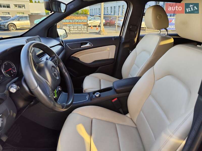 Mercedes-Benz B-Class 2016