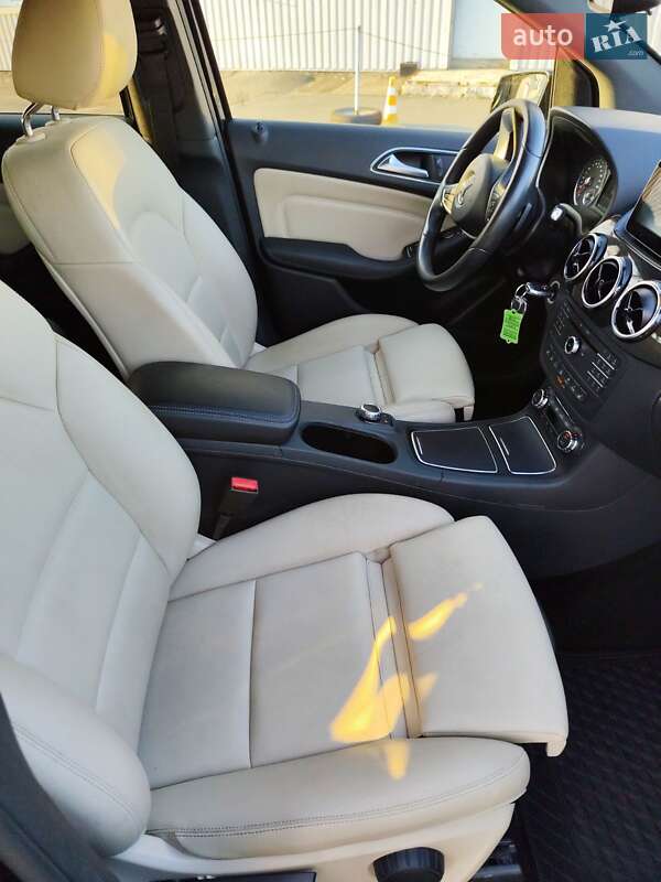 Mercedes-Benz B-Class 2016