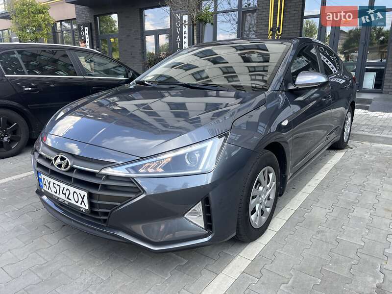 Hyundai-4