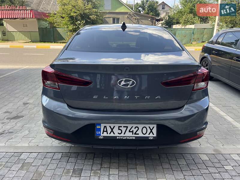 Hyundai-25
