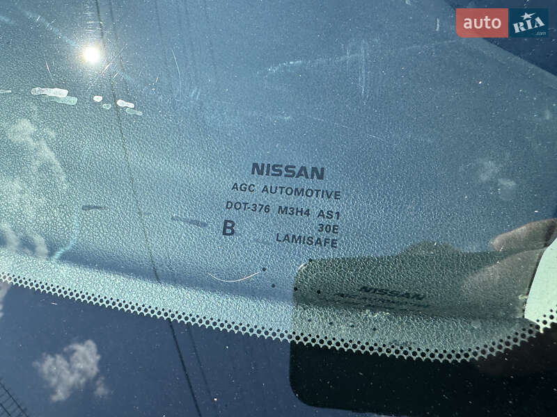 Nissan-10