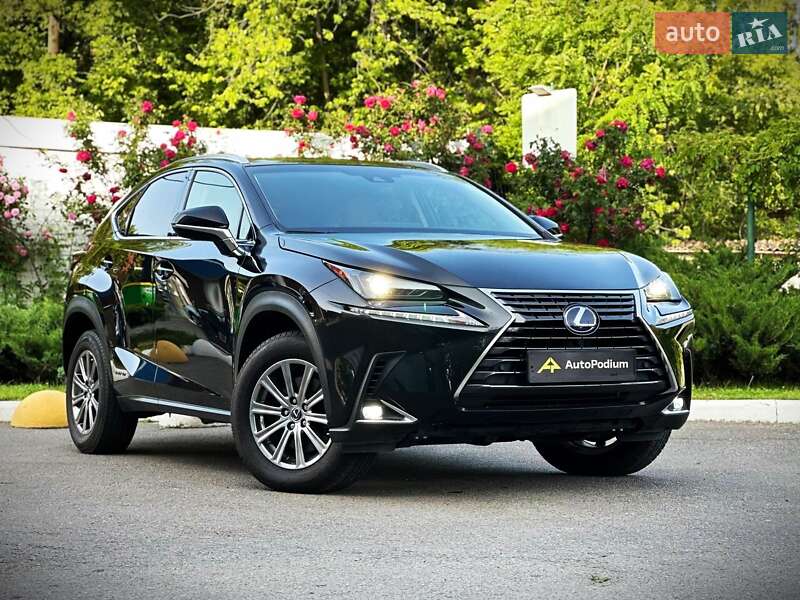 Lexus-20