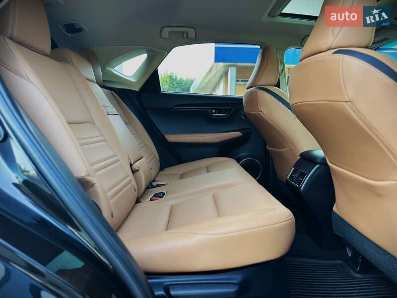 Lexus-28