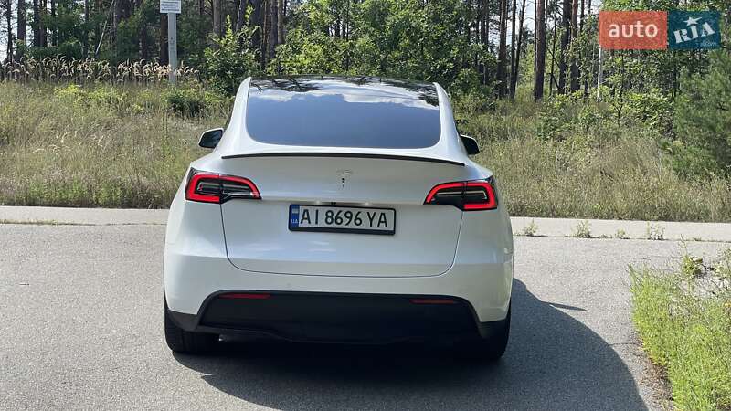 Tesla-10