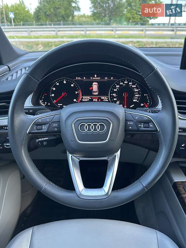 Audi-24