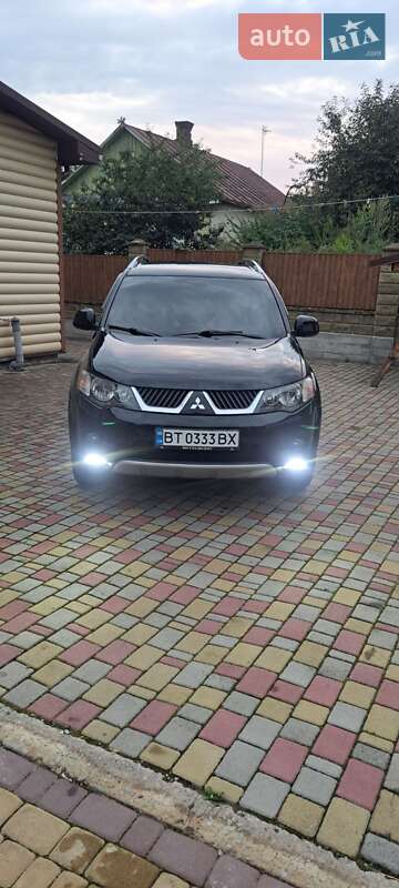 Mitsubishi Outlander XL 2008