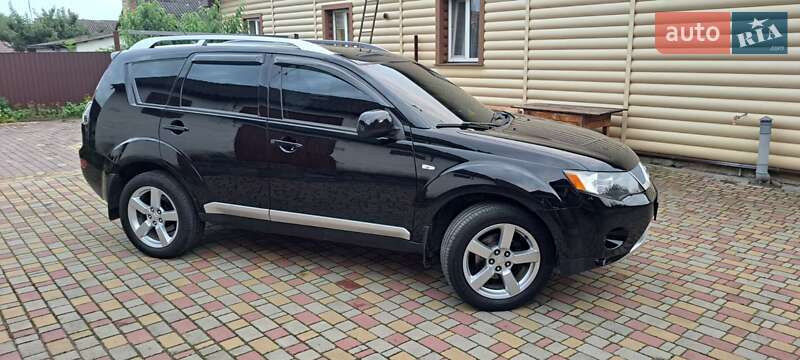 Mitsubishi Outlander XL 2008