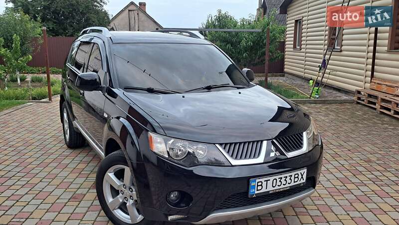 Mitsubishi Outlander XL 2008