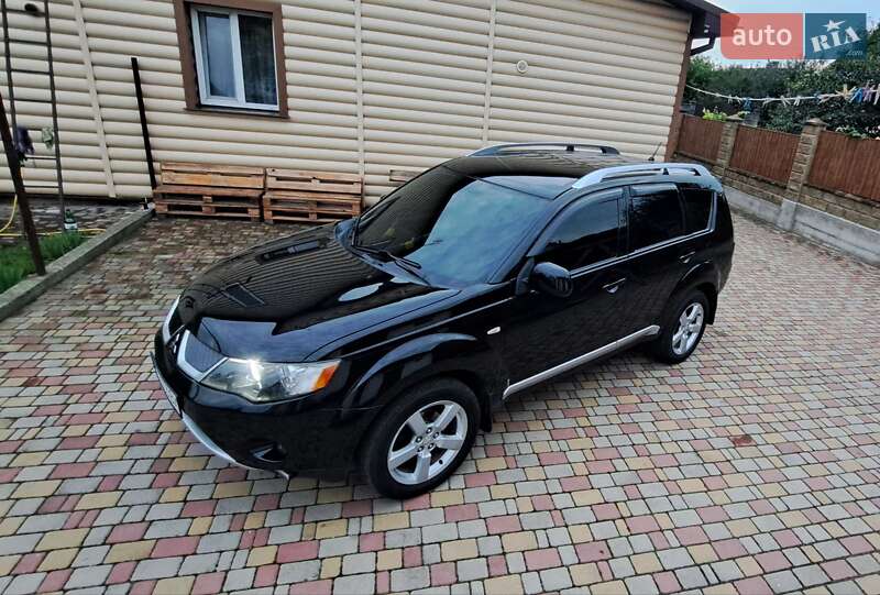 Mitsubishi Outlander XL 2008