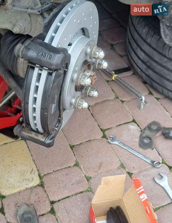 Mitsubishi Outlander XL 2008