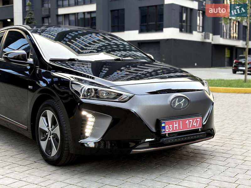 Hyundai-50