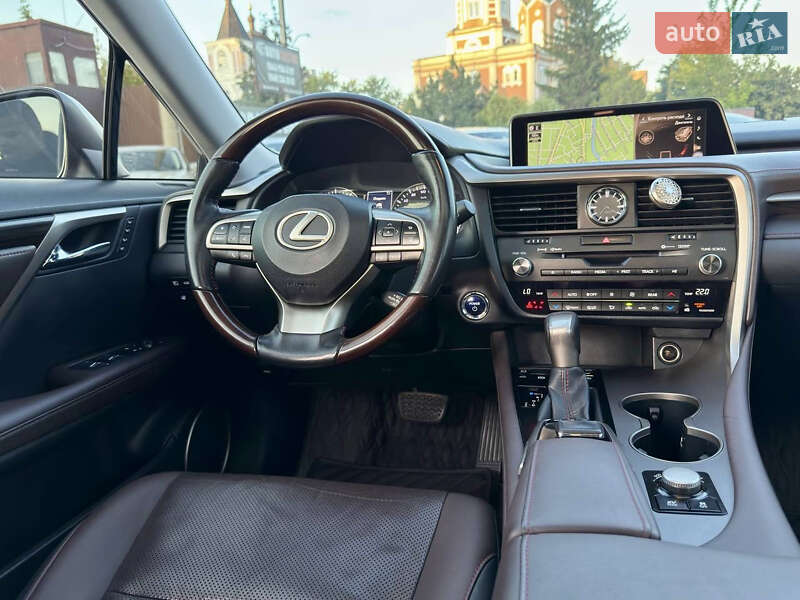 Lexus-1