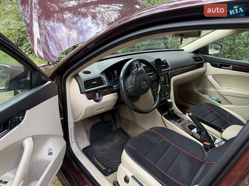 Volkswagen Passat 2012