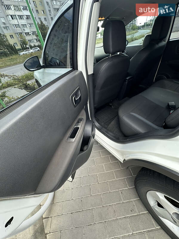 Nissan Qashqai 2013