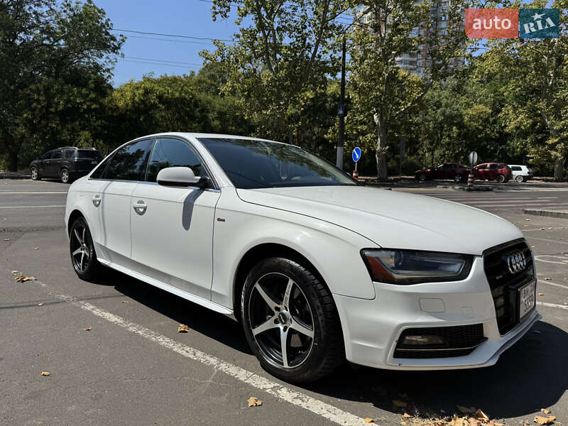 Audi A4 2014