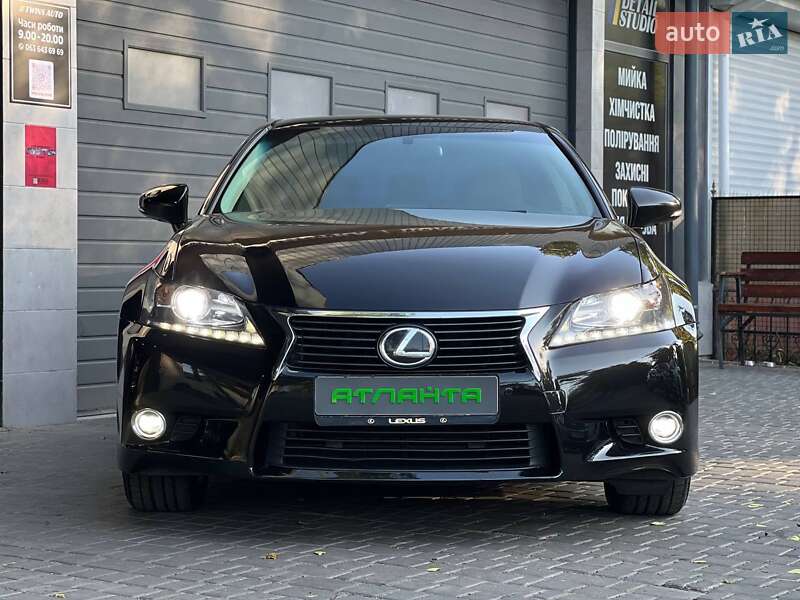 Lexus-2