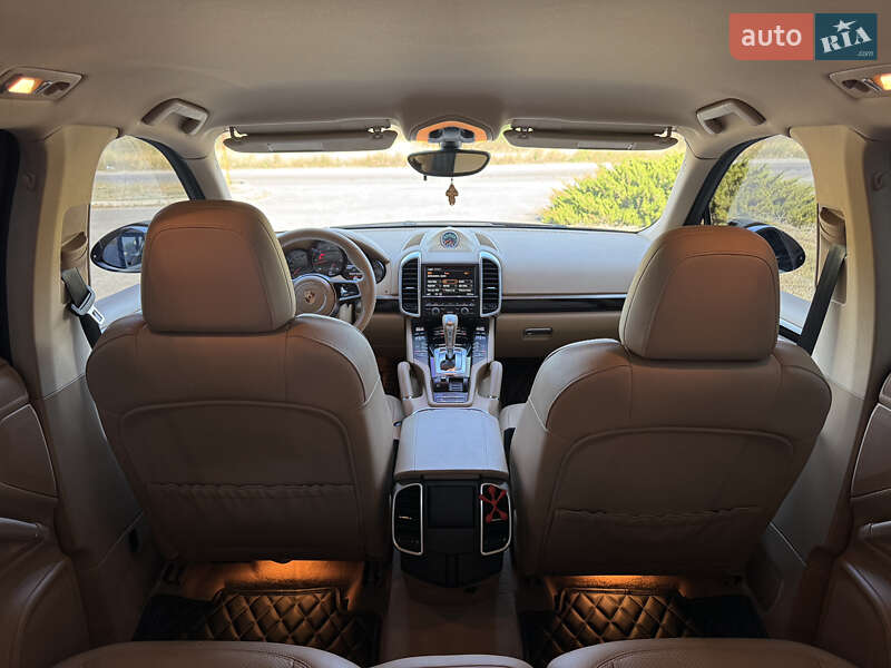 Porsche Cayenne 2014