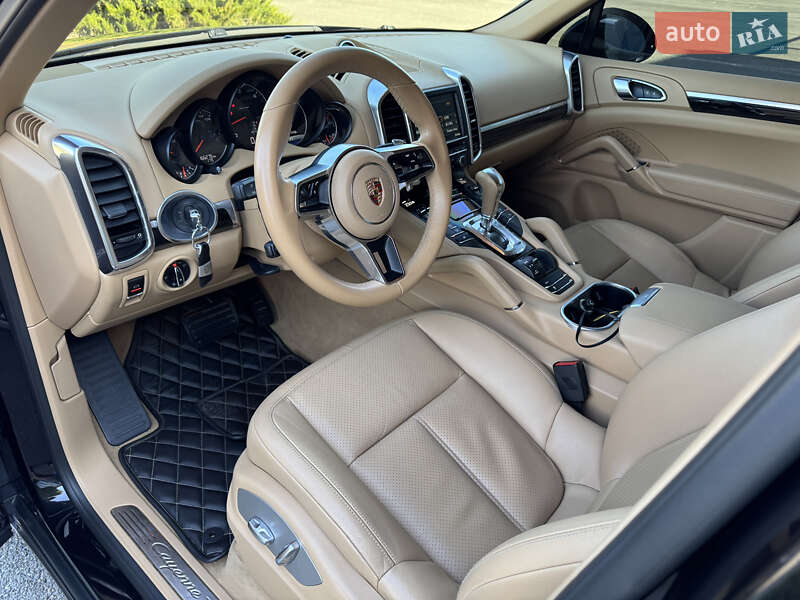 Porsche Cayenne 2014