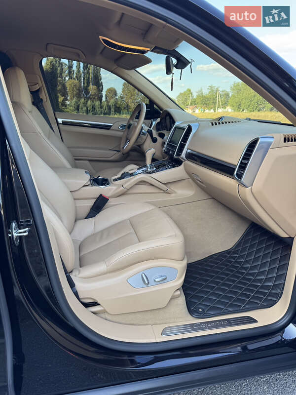 Porsche Cayenne 2014