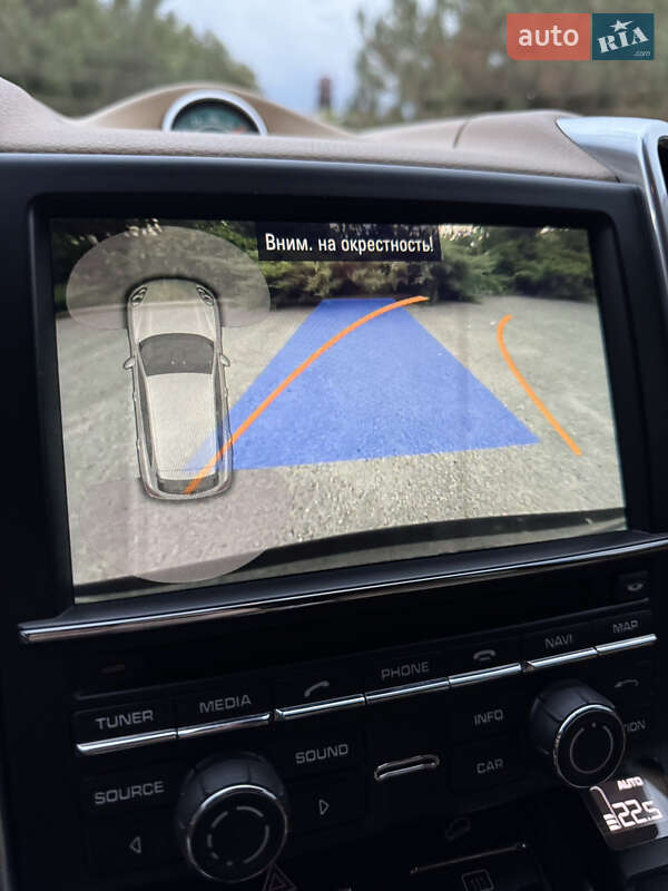 Porsche Cayenne 2014