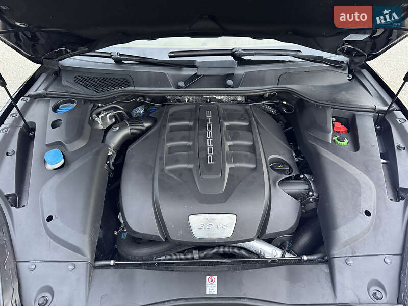 Porsche Cayenne 2014