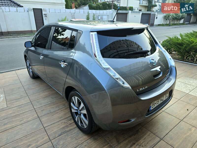 Nissan-4