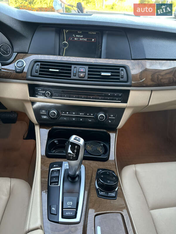 BMW 5 Series 2012