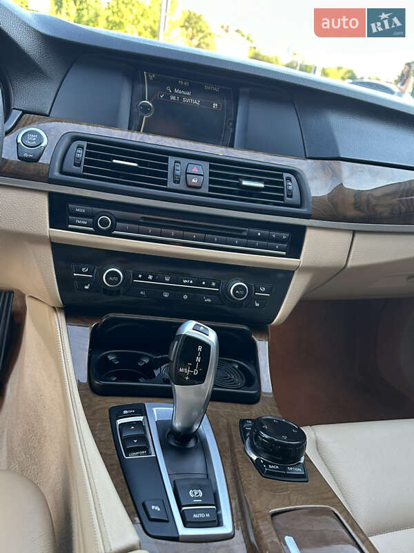 BMW 5 Series 2012