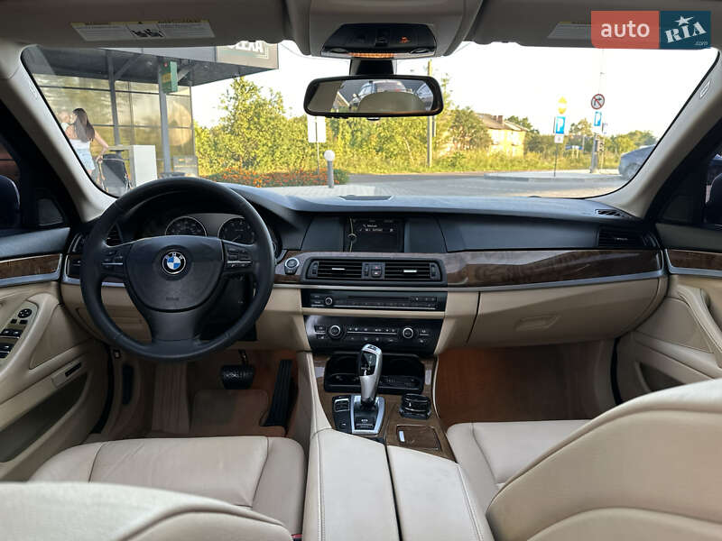 BMW 5 Series 2012
